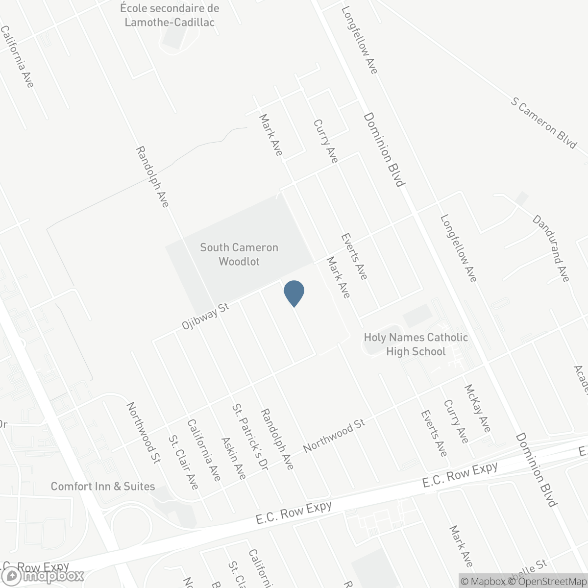 2216 ROXBOROUGH, Windsor, Ontario N9B 0A5